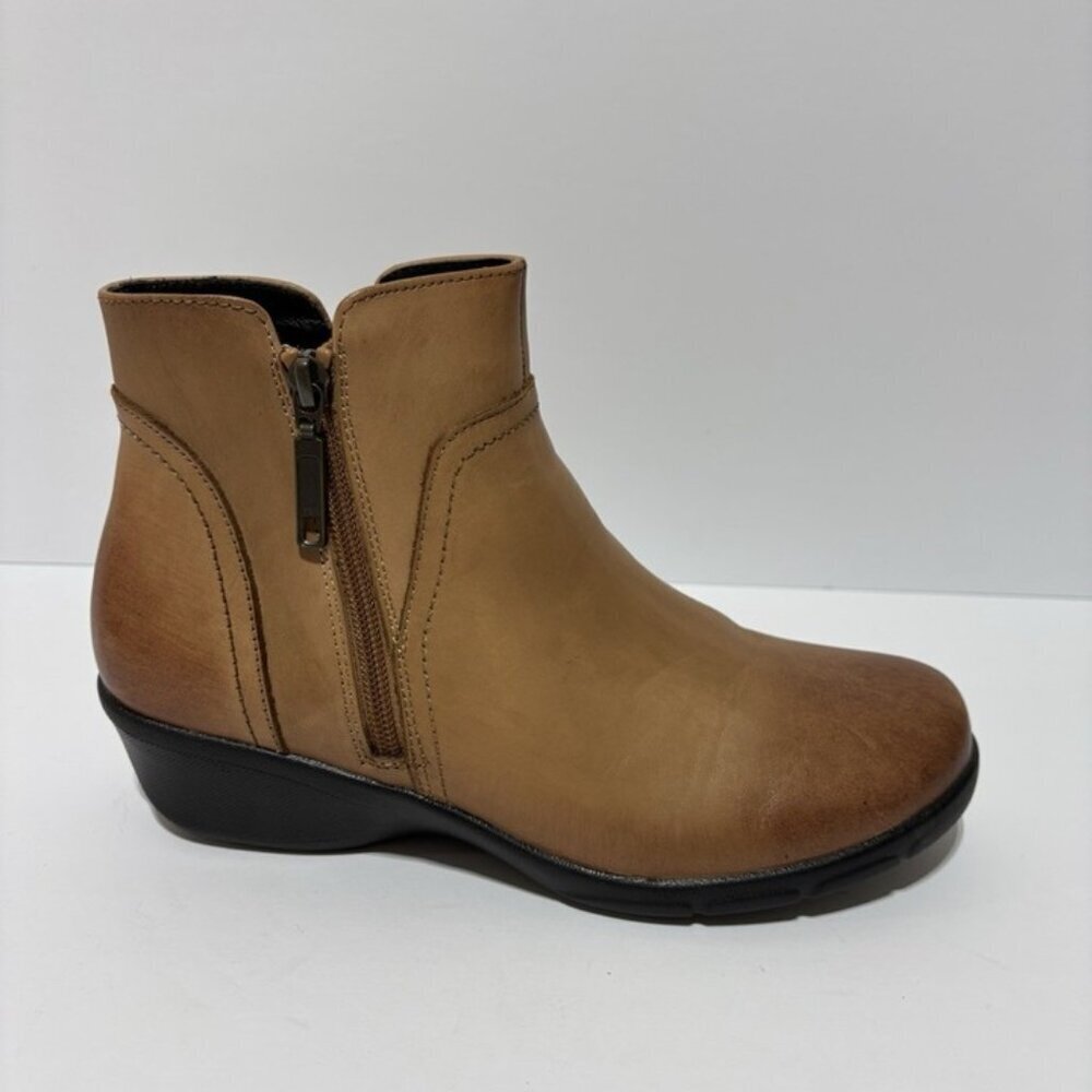 Propet Women’s Waverly Tan Ankle Booties, Size 8.5 M